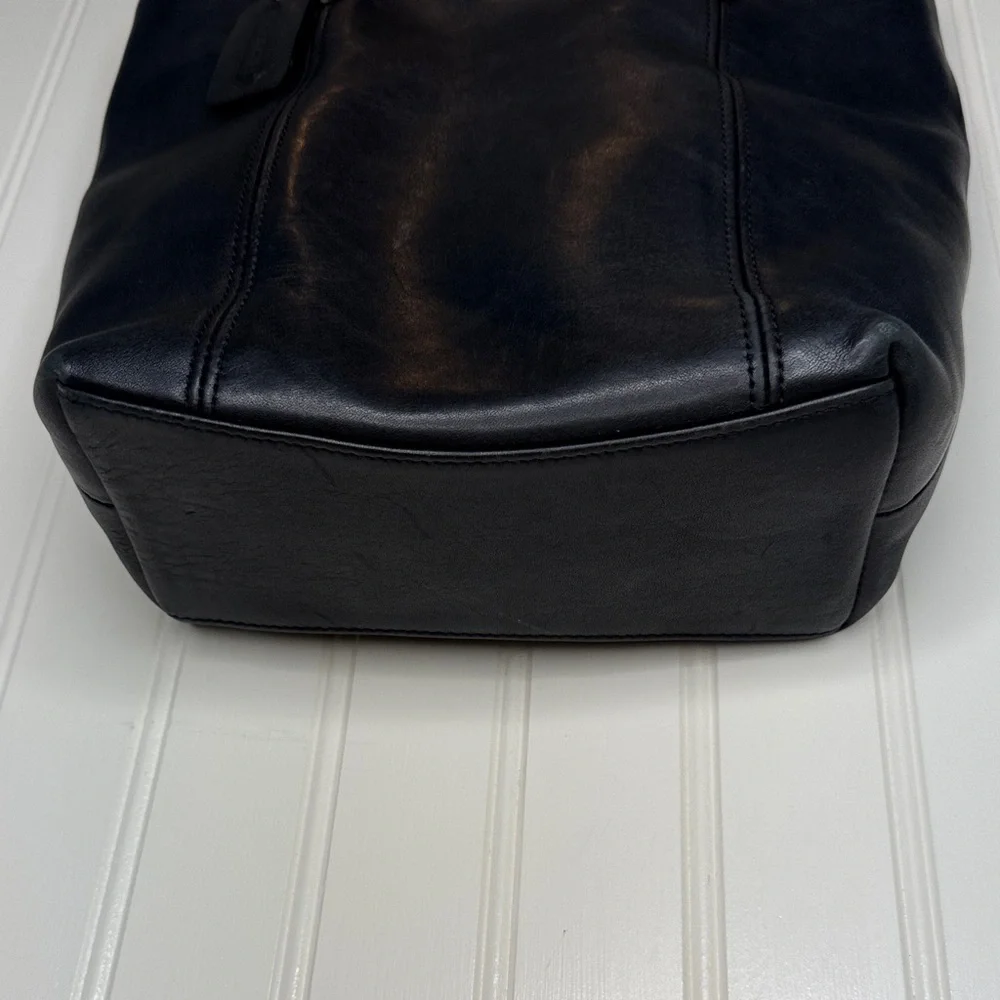 COACH Vintage Leather Legacy Lunch Tote Shopper 9077‎ Two Strap Shoulder Bag